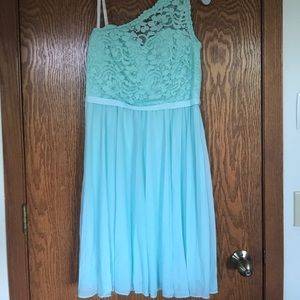 DAVID’S BRIDAL mint green one shoulder dress